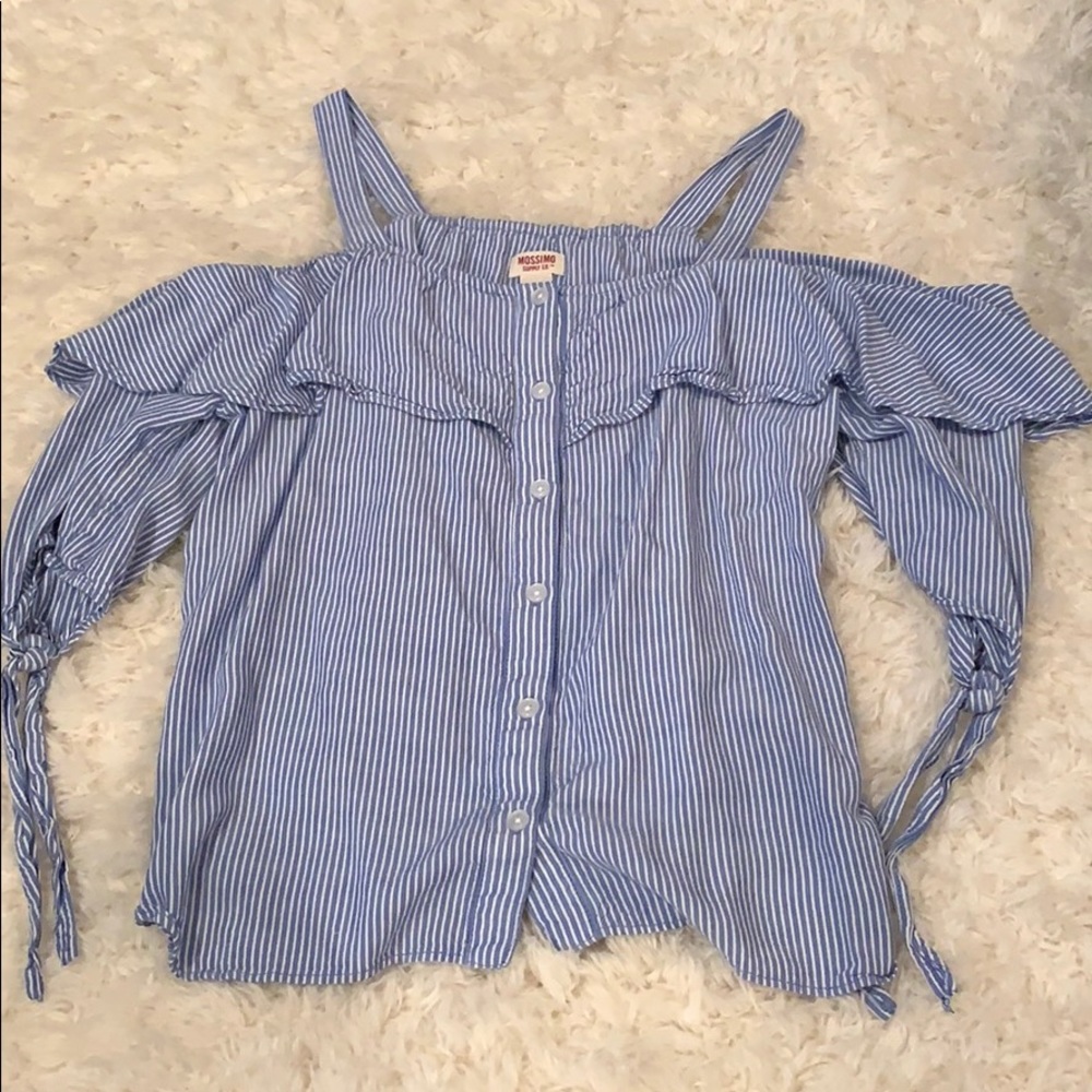 Cute blue and white blouse